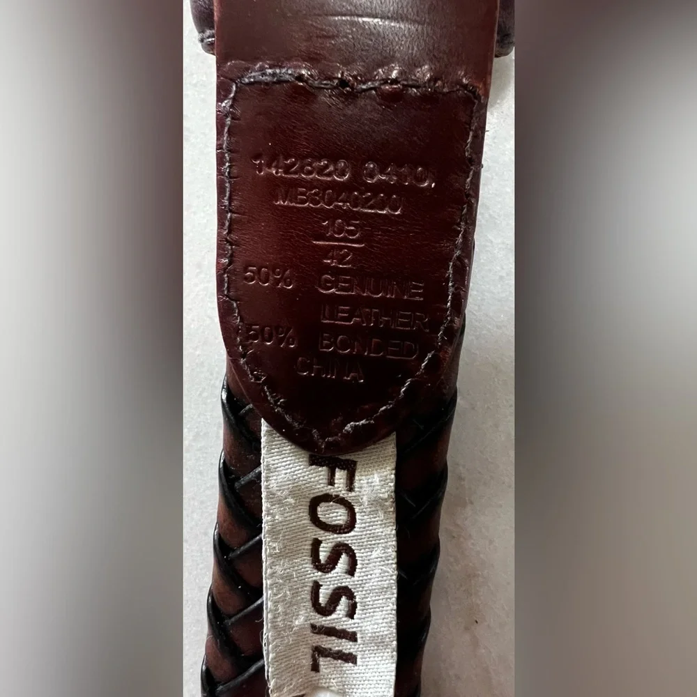 Men’s  Fossil Belt Size 42 Dark Brown Braided Leather With Brass Buckle